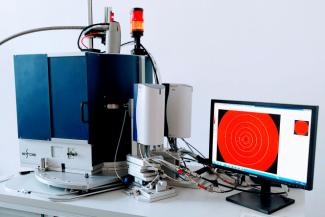 Diffractometer with imaging plate